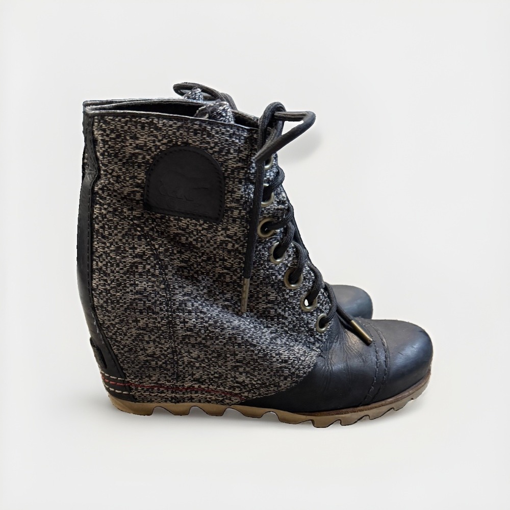 Sorel Joan of Arctic Wedge III Lexie Boots Black Sea Salt 8
